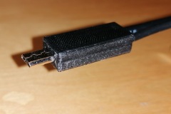 Sony-Multiport-adapter-plug-with-case