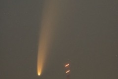 C2020F3-NEOWISE-2020-07-10-024127UTC2-A6400SW80-600-0.81xCorr-1x15s-ISO6400-levels-label-33
