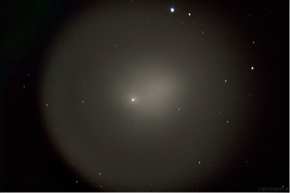 Comet 17P Holmes 800mm f4.0 16x 30s ISO800 +1°C, Graz 2007-11-04